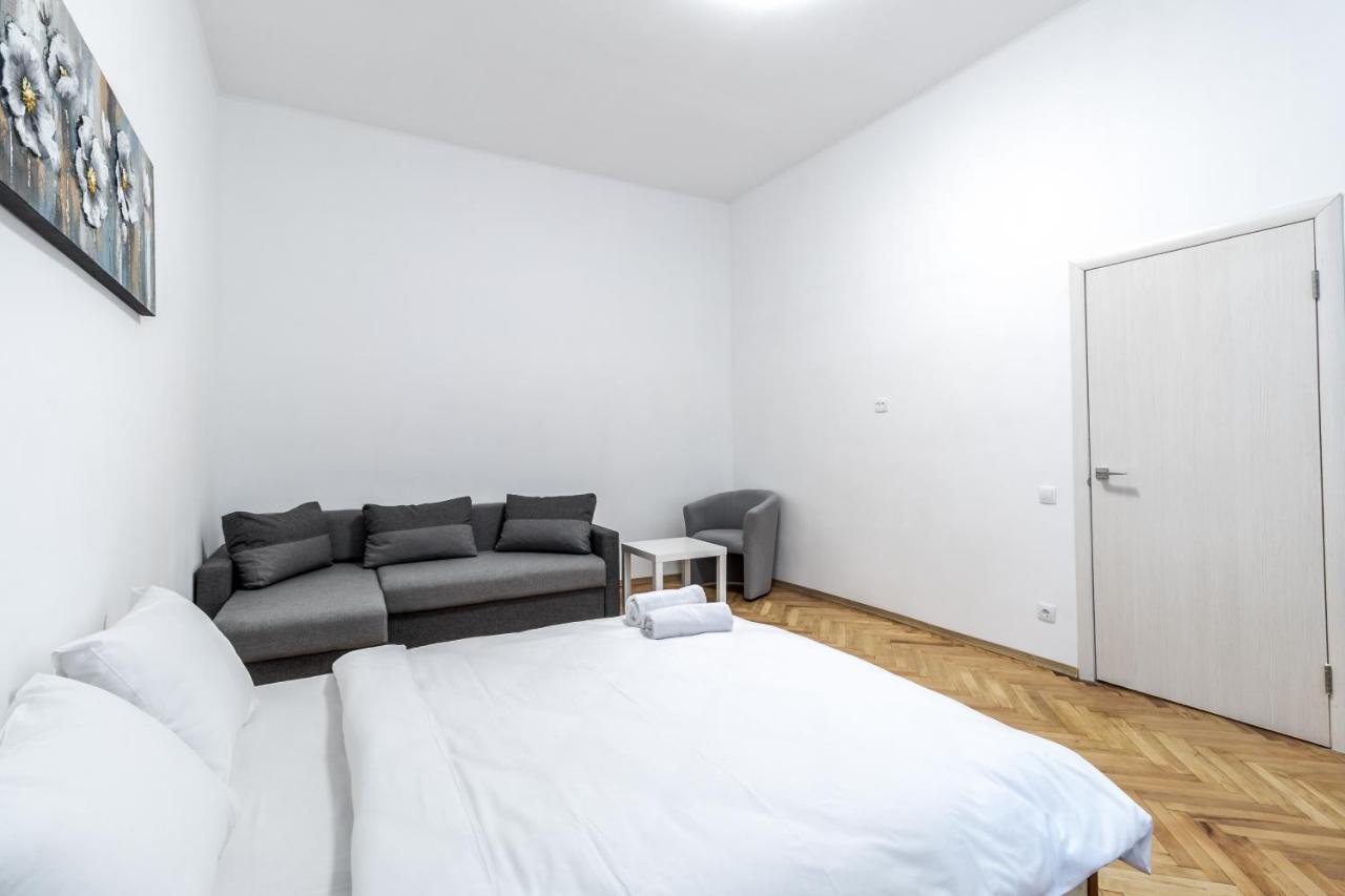 City Shalom Apartment 리비프 외부 사진